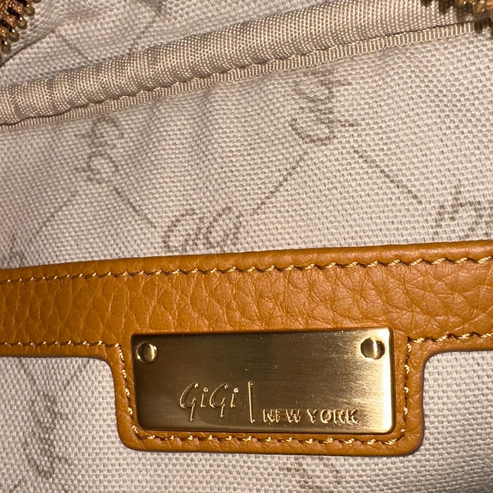 Gigi NY Tan Leather Crossbody Bag - Picture 7 of 9